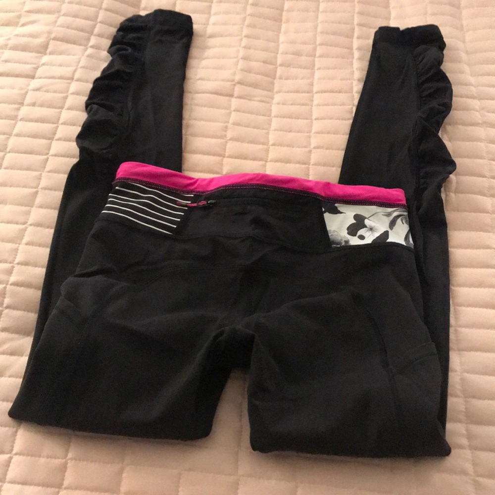 Lulu lemon leggings - Picture 3 of 4